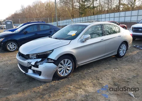 2015 Honda Accord Ex-L V-6 z USA, uszkodzony, nr VIN 1HGCR3F82FA008686